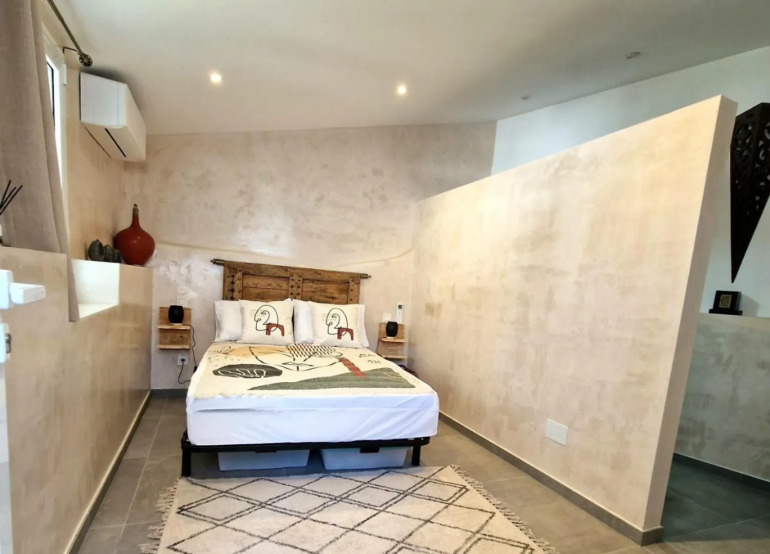 Bed & Breakfast Villa Lomy Casares
