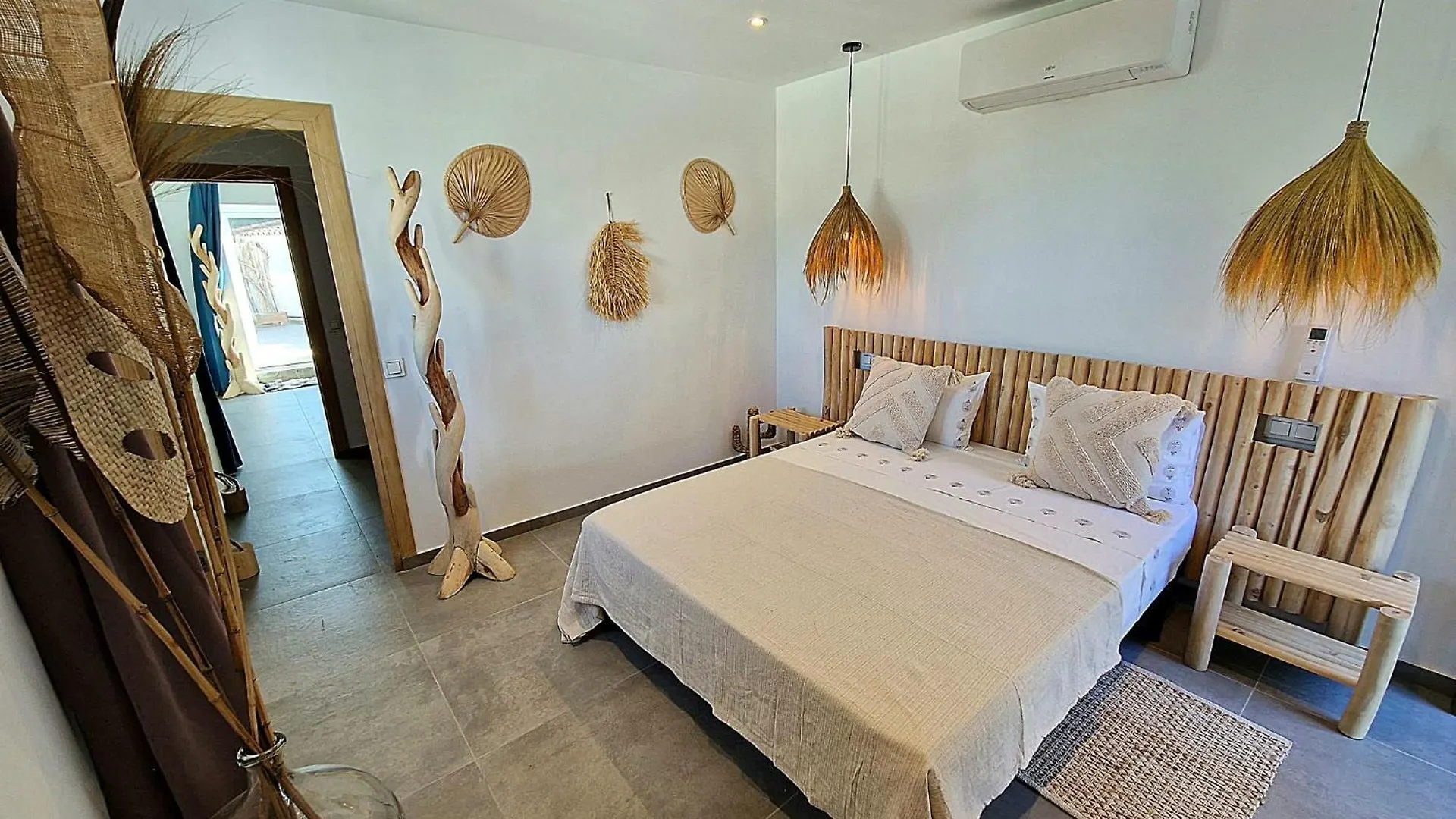Villa Lomy Casares