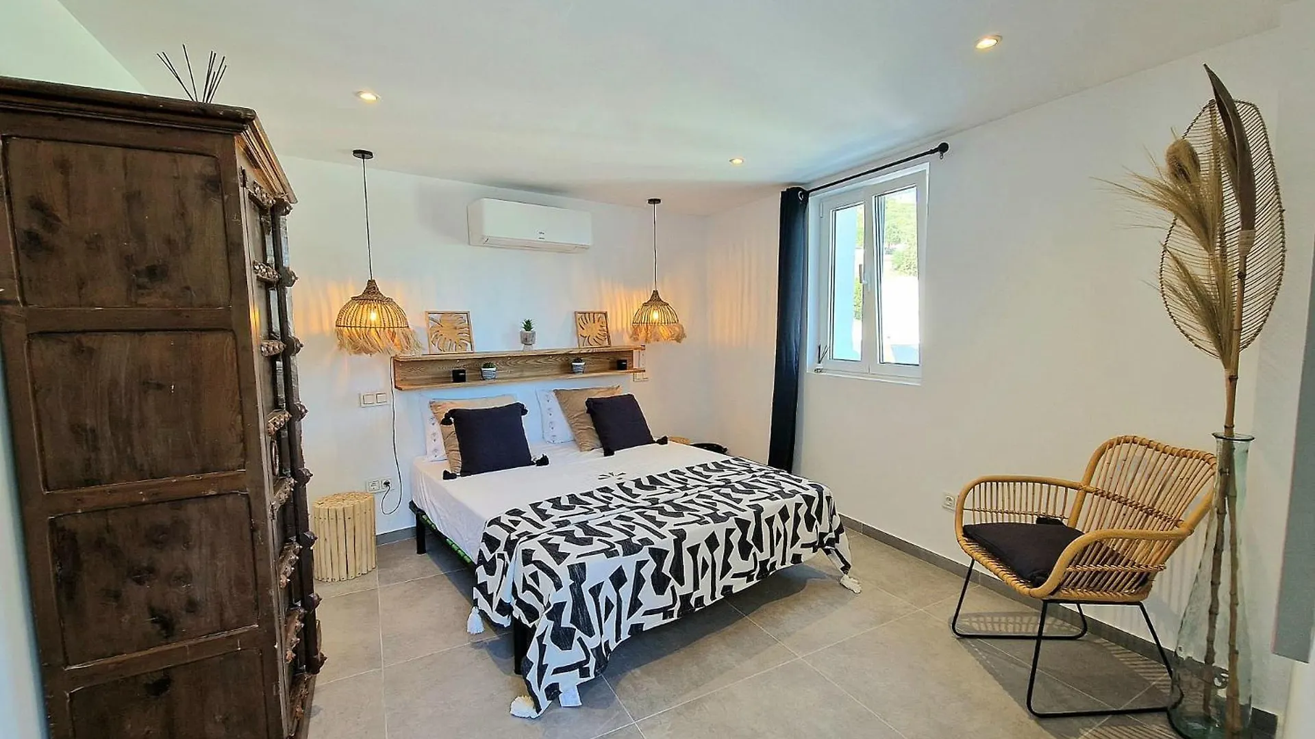 Nocleg ze śniadaniem Villa Lomy Casares Hiszpania